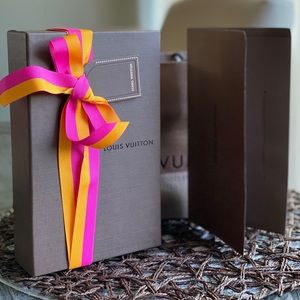 Louis Vuitton Brown gift box /bag/receipt holder